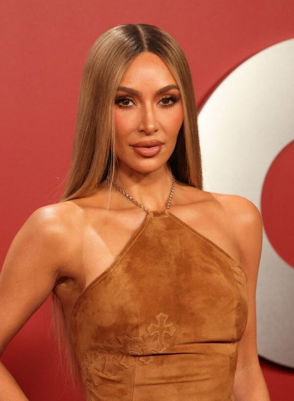 Kim Kardashian Blonde And Brown Hair Color