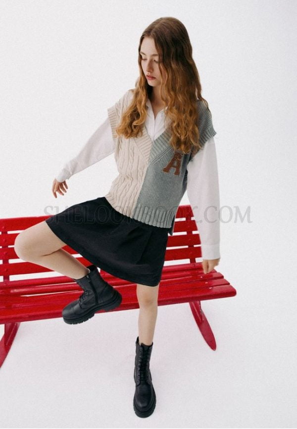 Knitwear Sweaters With A Pleated Miniskirt And Boots