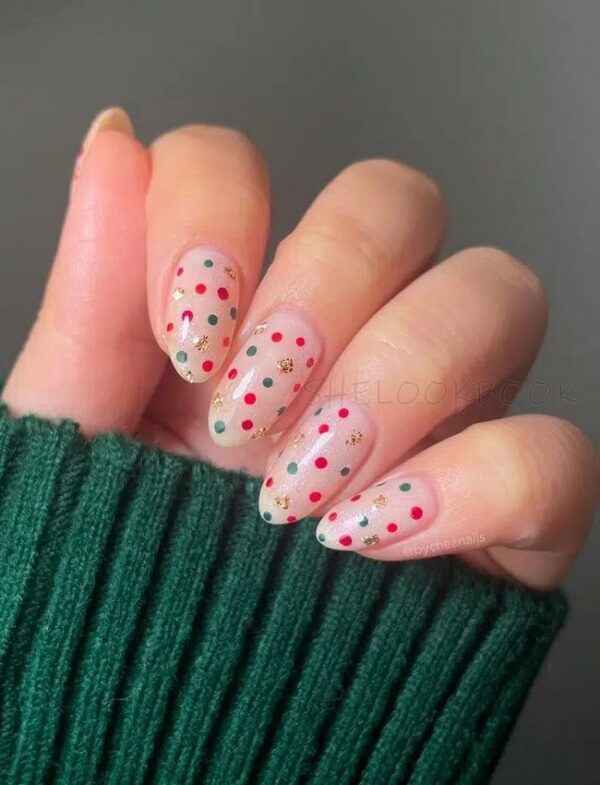 gel-nails-dots-6037197