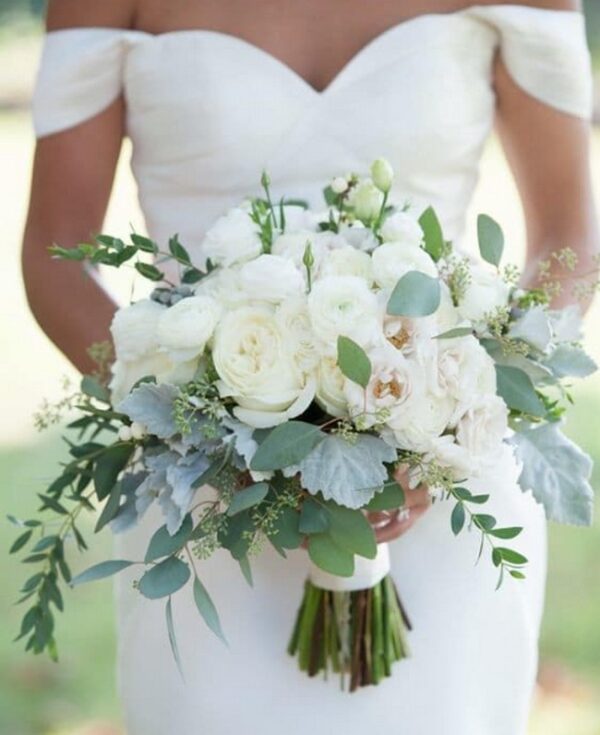 Bridal-Bouquet-In-White-And-Green-2213867-5039878