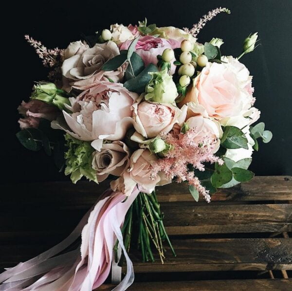 Wedding-Bouquets-In-Muted-Colors-3492484-5262735