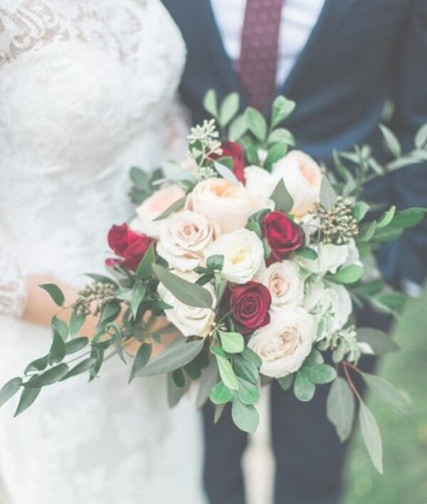 Wedding-Bouquet-In-Red-Roses-White-Roses-5982600-9136316