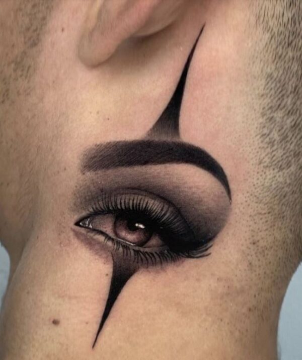 Neck-Tattoo-For-Men-Smoky-Eye-4129181-9281305