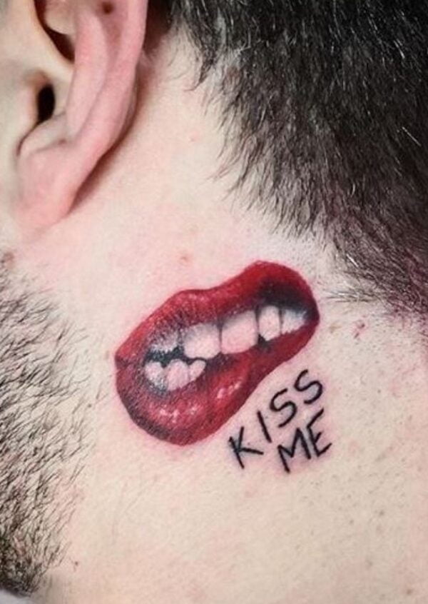 Sexy-Lips-And-Neck-Tattoos-For-Men-7744406-3635203