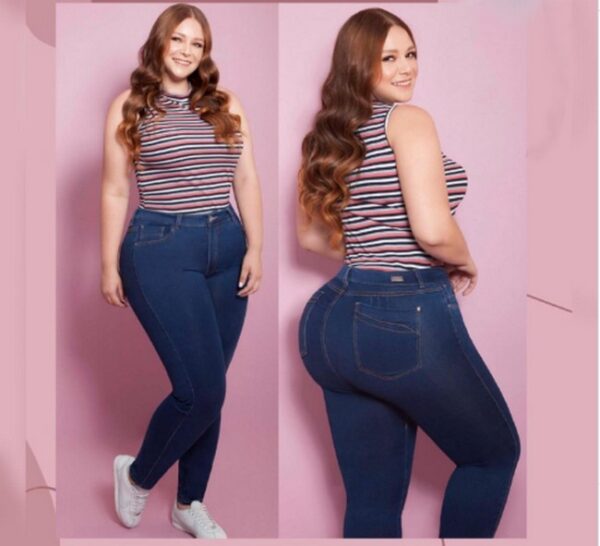 Skinny-Pants-For-Curvy-Women-Plus-Sizes-5176024-8504748