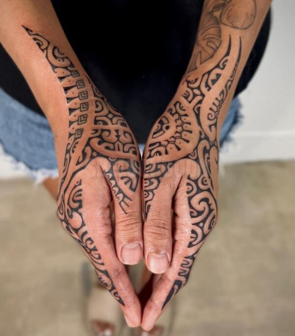 Symmetrical-Tribal-Tattoo-For-Men-On-Hands-5578948-2836005