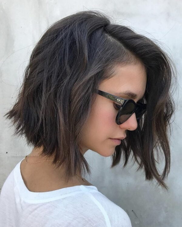 Asymmetrical-Short-Wavy-Haircut-6243531-6841674