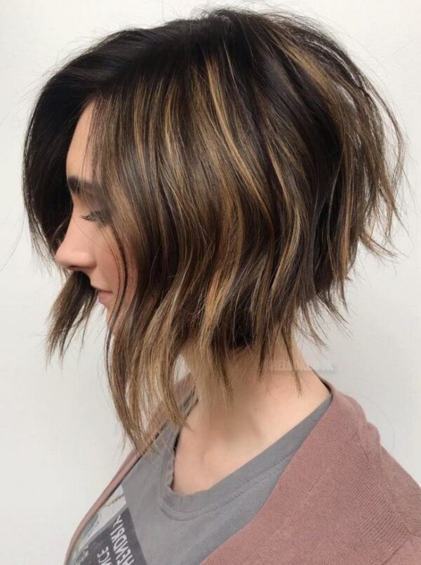 Layered-Bob-Short-Hair-9717200-4796178