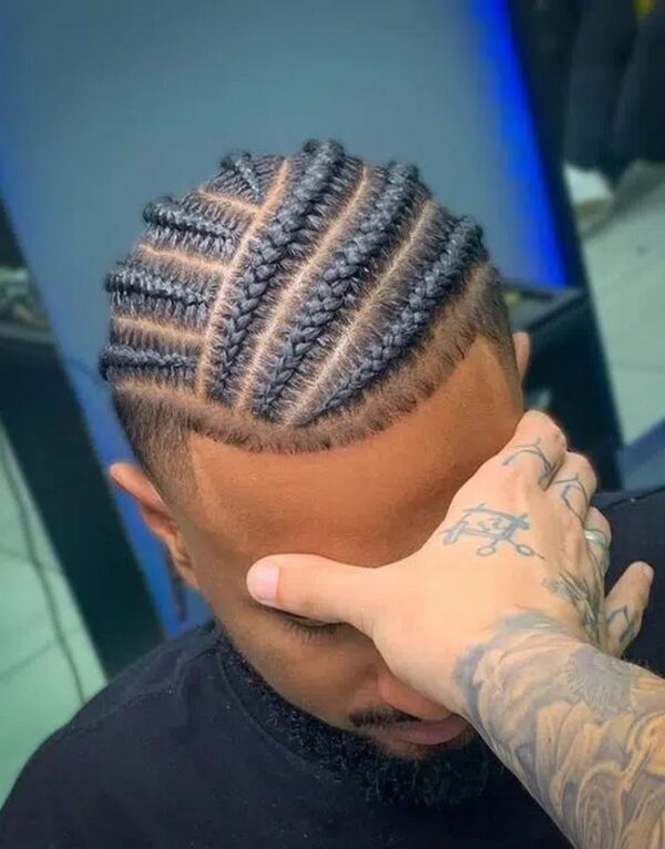 Man-Braids-3884267-8951746