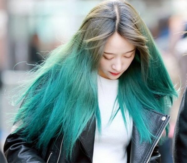 Moss-Green-Ombre-Hair-Dye-Color-5365219-1079147