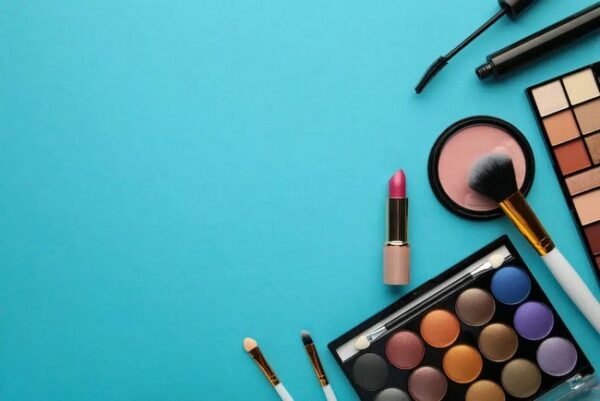 Makeup-On-A-Blue-Background-5454413-7819065