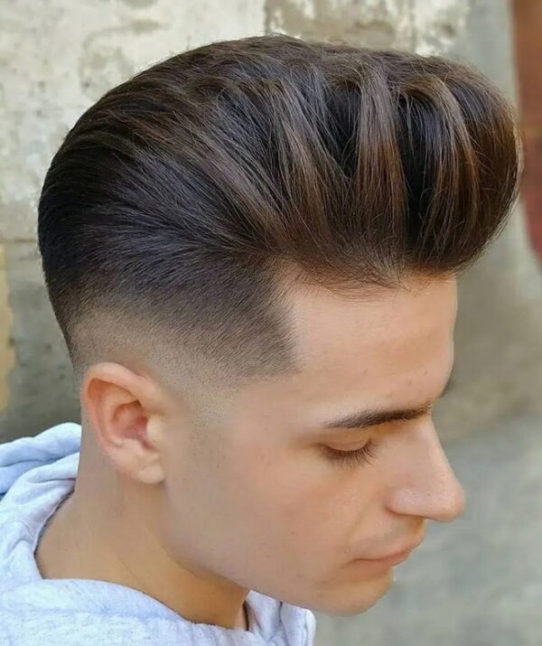 Pompadour-Haircut-For-Men-4072178-1400684