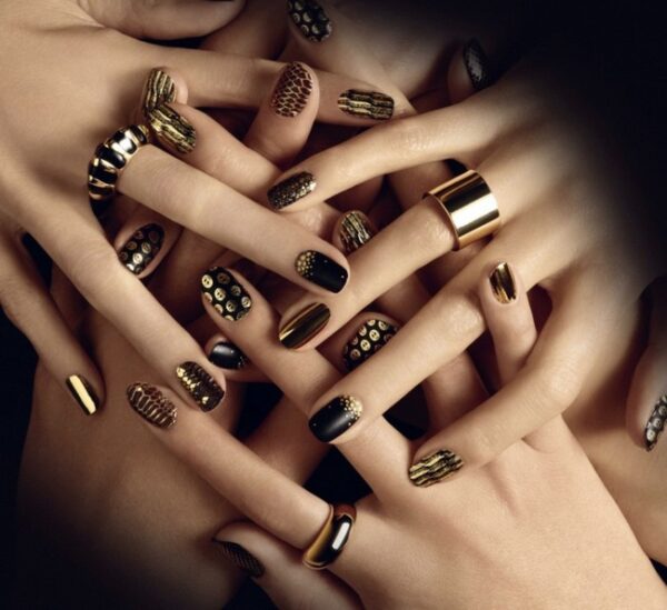 Black And Gold Gel Nail Decoration Trendy Beauty Design Idea