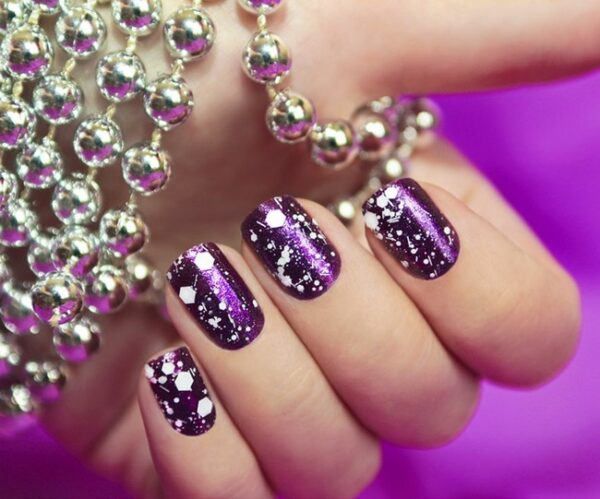 Gel Nail Decoration Idea Purple Varnish