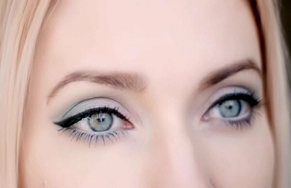 Green Eye Makeup Trends Spring Summer