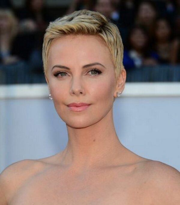 Short Hair Women Trendy Celebrity Cut